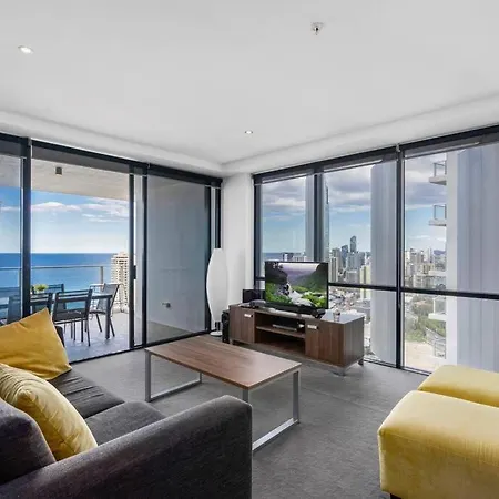Circle On Cavill - Hosted By Coastal Letting Apartment Gold Coast Exterior photo