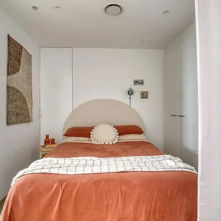 Circle On Cavill - Hosted By Coastal Letting Apartment Gold Coast Exterior photo