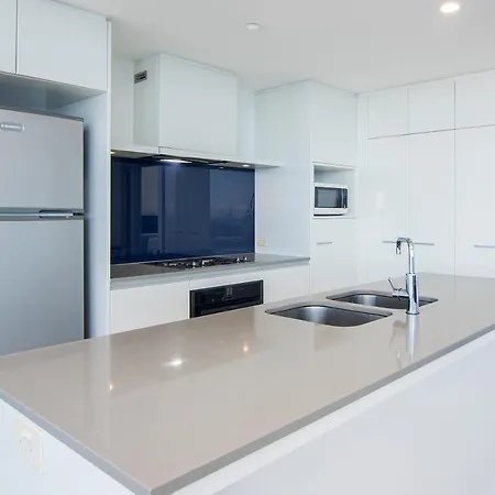 Circle On Cavill - Hosted By Coastal Letting Apartment Gold Coast Exterior photo