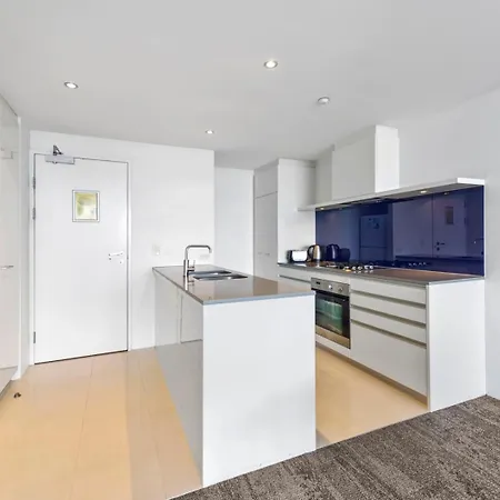 Circle On Cavill - Hosted By Coastal Letting Apartment Gold Coast Exterior photo