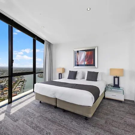 Circle On Cavill - Hosted By Coastal Letting Apartment Gold Coast Exterior photo