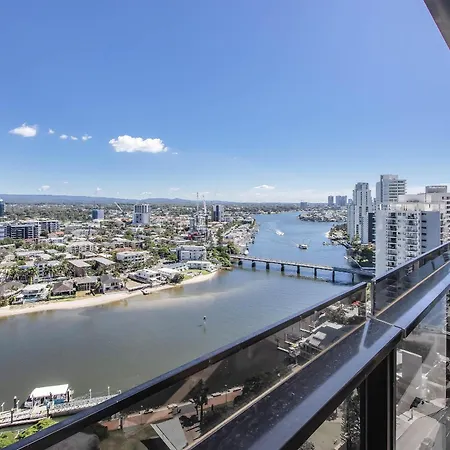 Circle On Cavill - Hosted By Coastal Letting Apartment Gold Coast Exterior photo